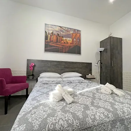 Apollo By Albert's Penzion 3*